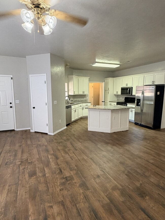 Photo - 1929 Lariat Cir