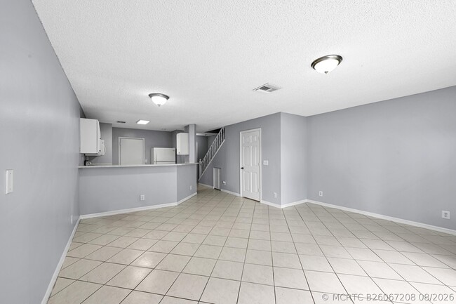 8658 S Southgate Shores Cir