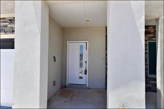 Photo - 541 Paseo Modesto Dr