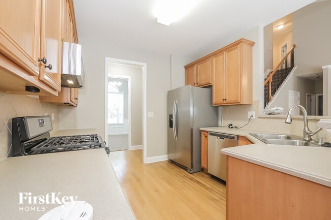 Photo - 495 Roland Manor Dr