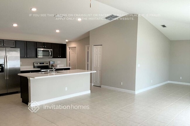 Photo - 579 Lafayette St SW