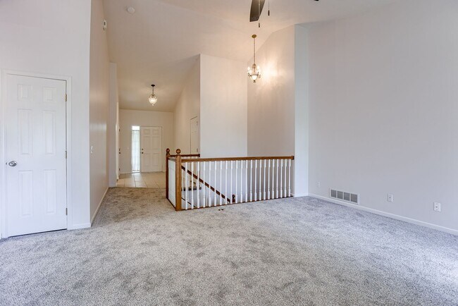 Photo - Must See 4 Bedroom In Gretna!!