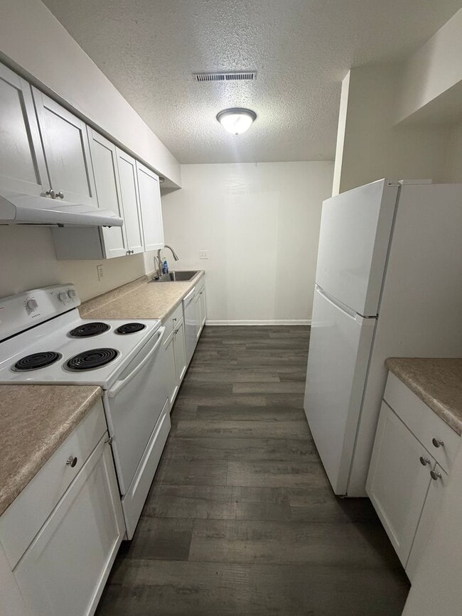 Photo - 3401 Blackhawk Rd Unit 2B