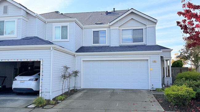 Building Photo - 400 McDonnel Rd