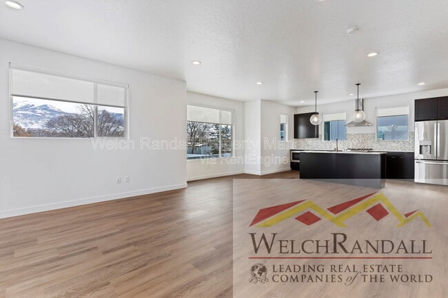 Photo - 507 E Alice Wy