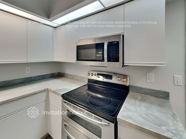 Photo - 3913 78th Pl E