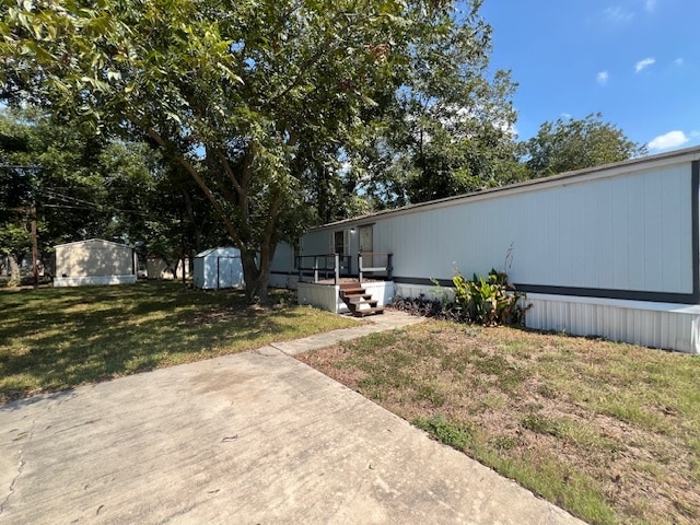 Building Photo - 90 Maple St Rental
