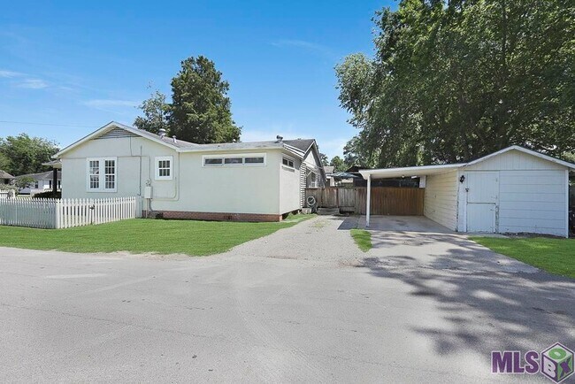 Photo - 1408 Stephens Ave