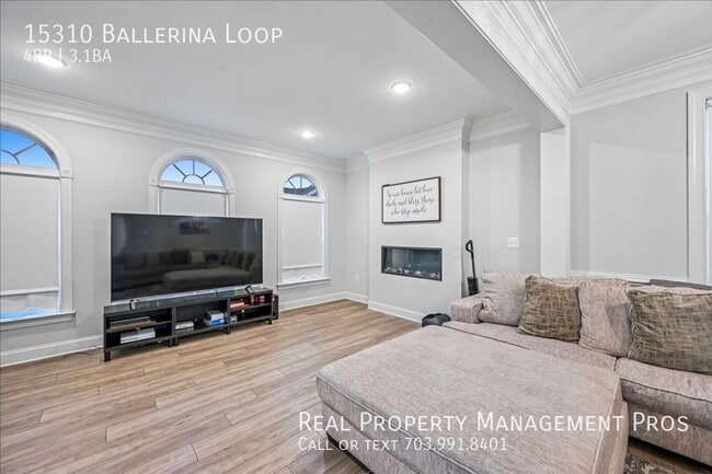 15310 Ballerina Lp