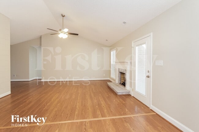 Photo - 12618 Hill Pine Rd