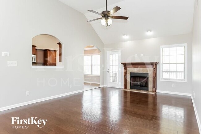 Photo - 1458 Raven Rd