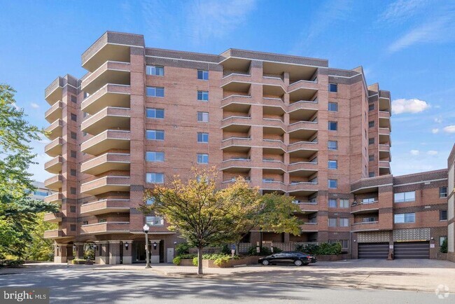 Building Photo - 1050 N Stuart St Unit 611 Rental
