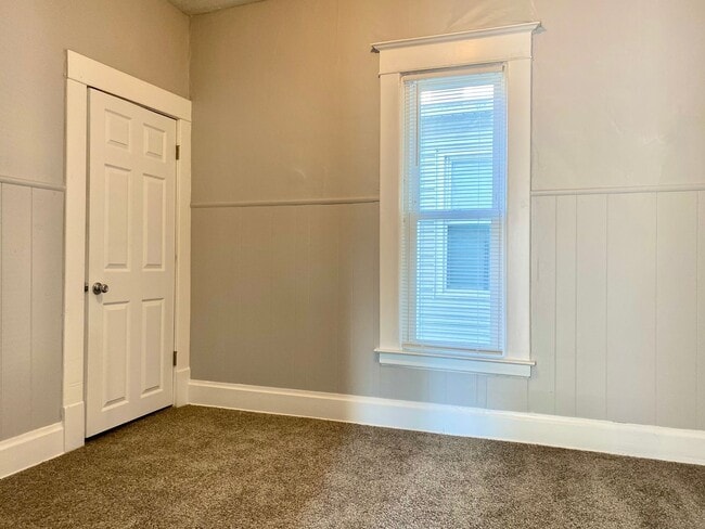 Photo - 1101 Crosby St NW