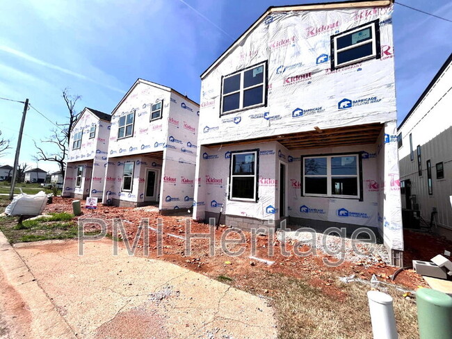 Photo - 604 N 6th St