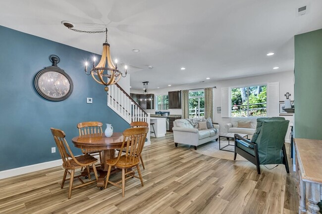 Photo - 11218 Borgen Loop NW