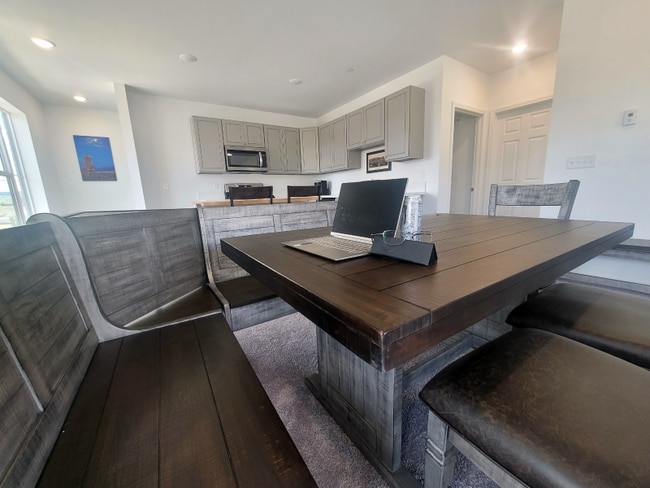 Photo - 1957 Harrison Ave