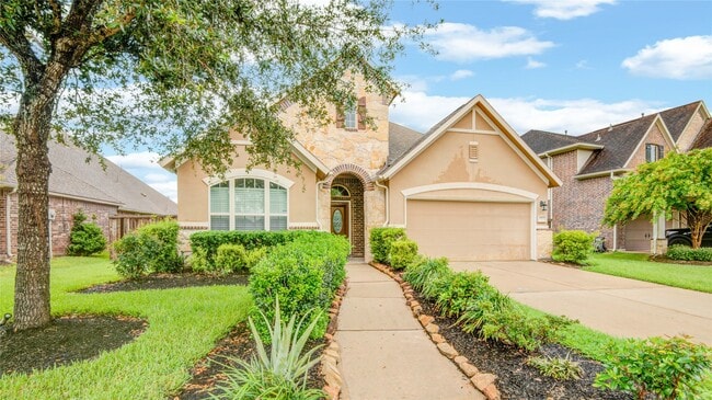 Photo - 9915 Foggy River