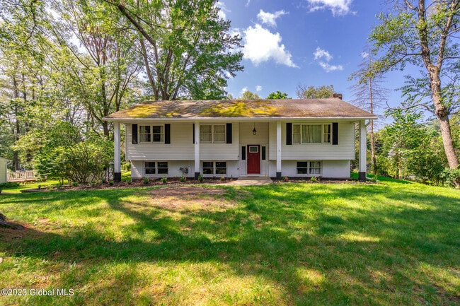 Building Photo - 1 Laurie Ln