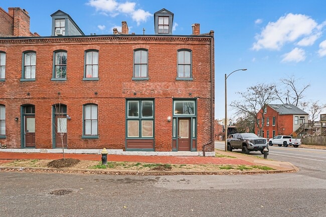 Photo - 2022 S 11th St