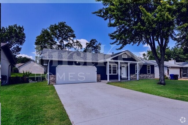 Building Photo - 130 Del Oro Dr Rental