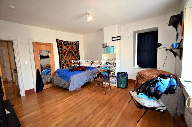 Photo - 6 Sewall St Unit 2