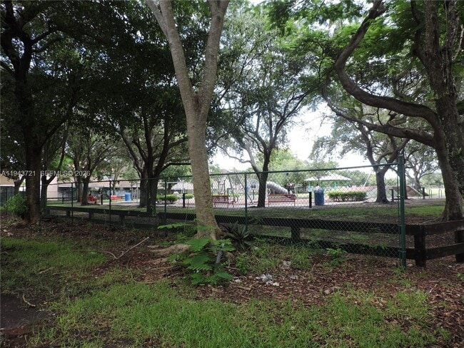 Photo - 17975 SW 140th Ct