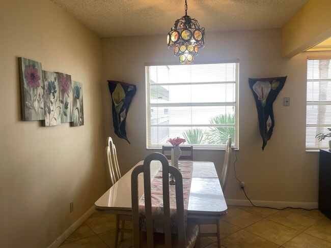 Photo - 173 Normandy Ln