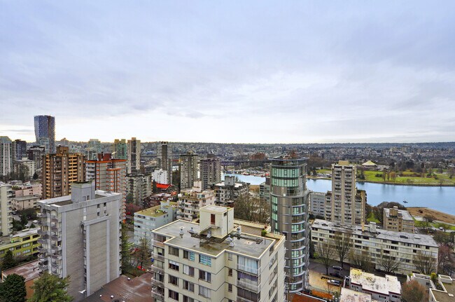 Photo - Hendry House Unit 00801