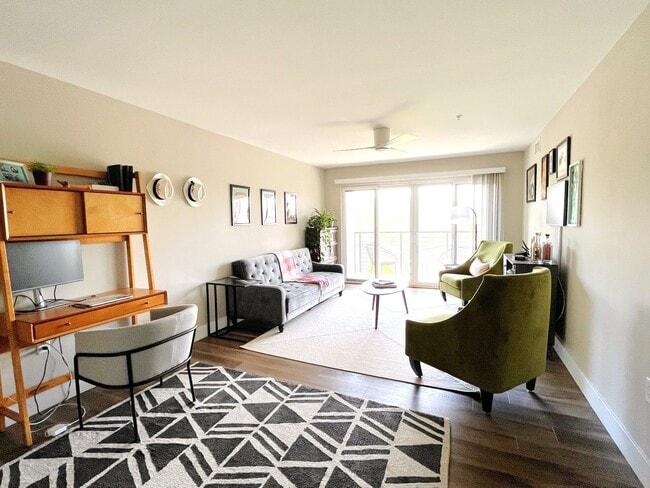 Photo - Sunrise Apartments