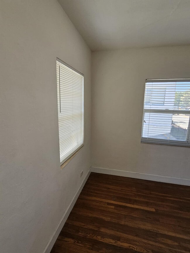 Photo - 7950 Abbott Ave Unidad 13