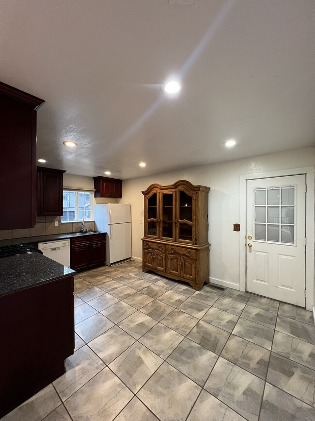 Photo - 1824 Hunkpapa St