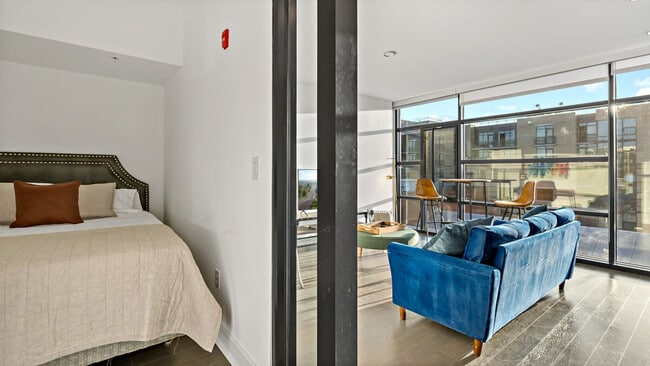 Photo - 1915 7th St NW Unidad ID1395402P