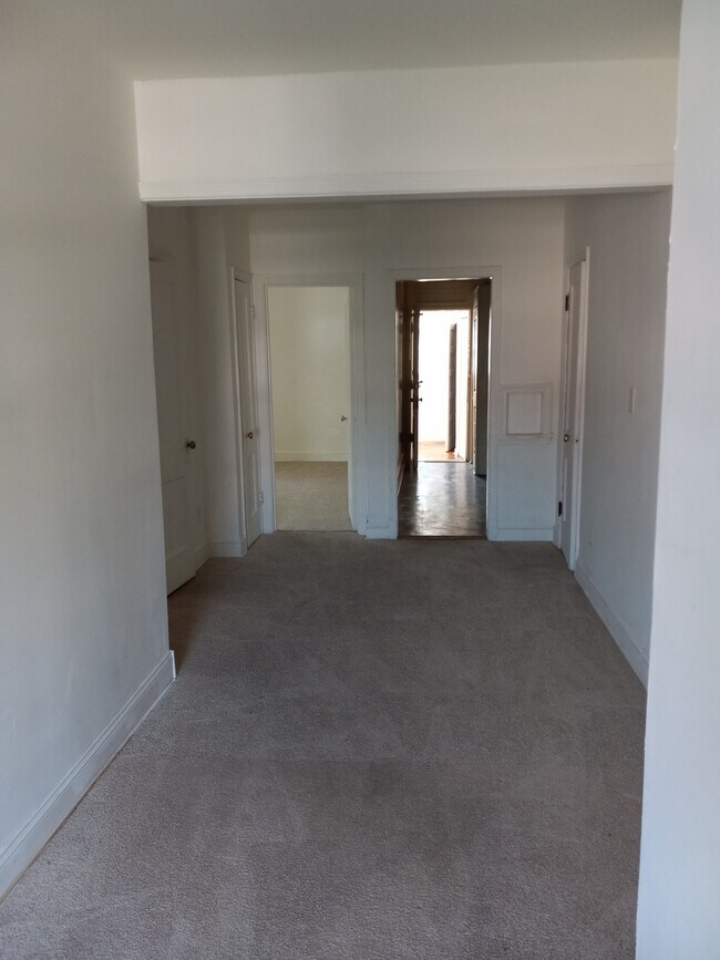 Photo - 225 35th St NE Unidad 1