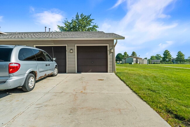 Photo - 5880 Rembrandt Ct Unit C