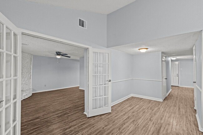 Photo - Charming 4-Bedroom, 2-Bath Home in Lamarque, TX