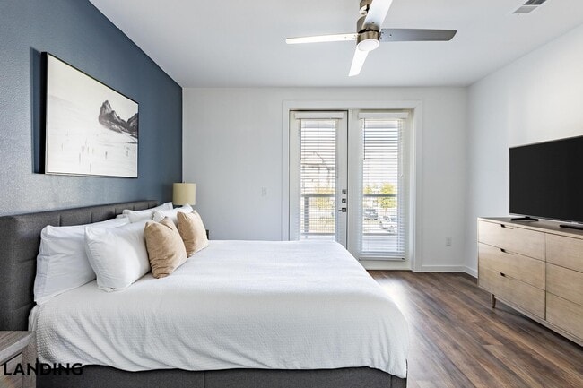 Photo - 5511 Caprock Smt Dr Unidad 4204