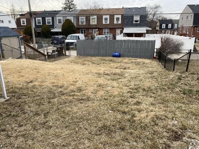 5674 Leiden Rd