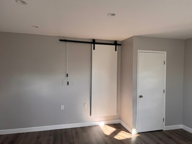 Photo - 3421 Wyman St