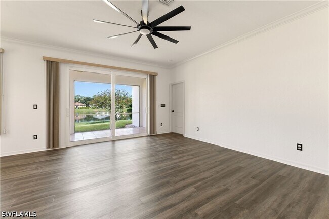 Photo - 223 Stanhope Cir
