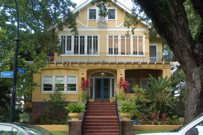 Building Photo - 3343 Esplanade Ave Rental