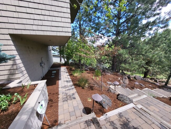 Photo - FULLY FURNISHED - 3 Bed 3 Full bath-office...