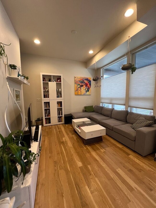 Photo - Modern Townhouse in Can't Beat Location - Available 8/1
