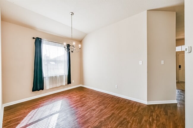 Photo - 7201 Valentine Ln