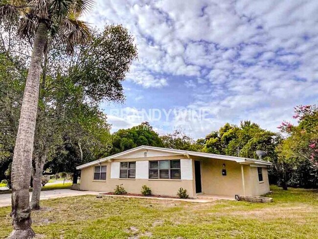 1 MONTH FREE RENT - 1 MONTH FREE RENT House