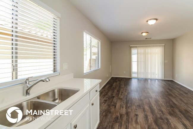 Photo - 6933 S Creek Run Ave