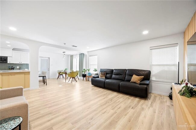 Photo - 25 Alvarado St