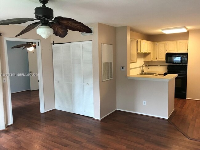 Building Photo - 1825 Palm Cove Blvd Unit 7-106