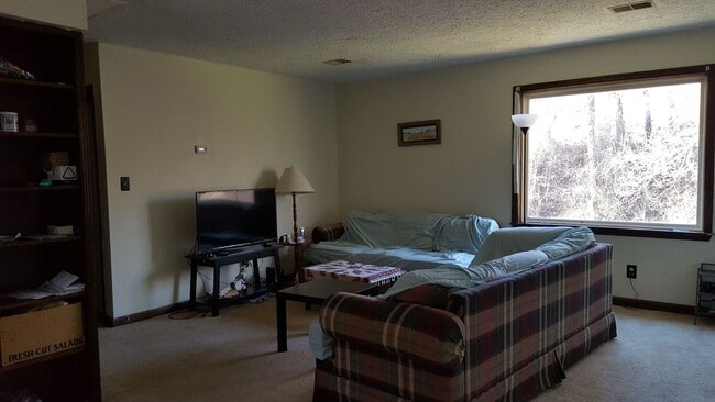 Photo - 212/214 Ellett Road Unit Ellett - 214