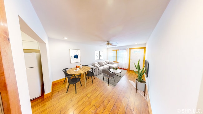 Photo - 1210 W Ash St Unit A