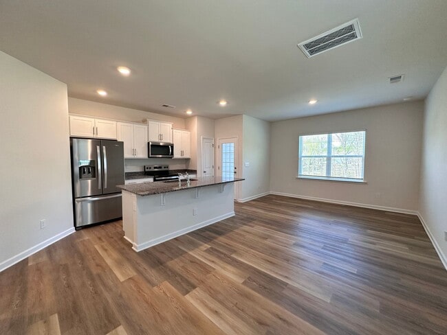 719 Wagon Cross Ct